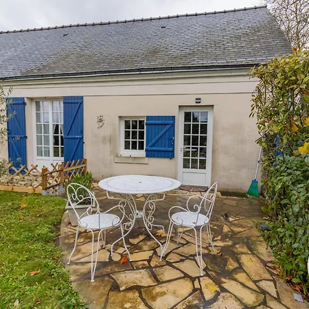 Pres D'angers Avec Exterieur Prive - Fr-1-622-93 * Andard