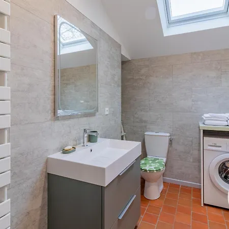 Près D'angers Avec Extérieur Privé - Fr-1-622-93 * Andard