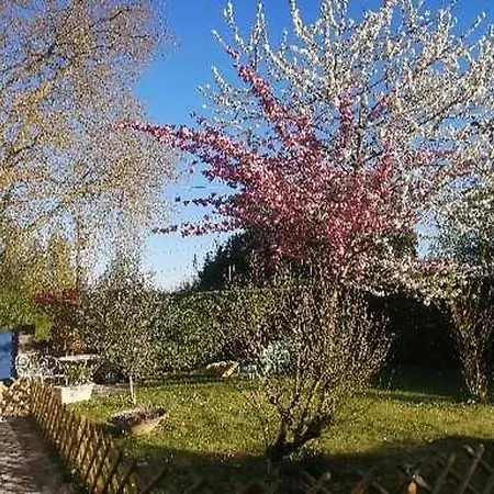 Pres D'angers Avec Exterieur Prive - Fr-1-622-93